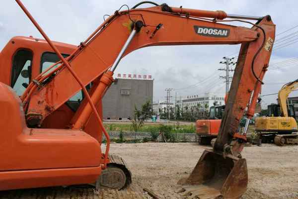 安徽出售转让二手8800小时2011年斗山DH150LC挖掘机