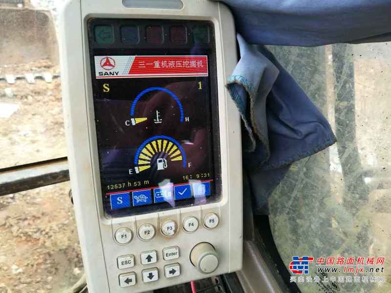安徽出售转让二手14000小时2010年三一重工SY215C挖掘机