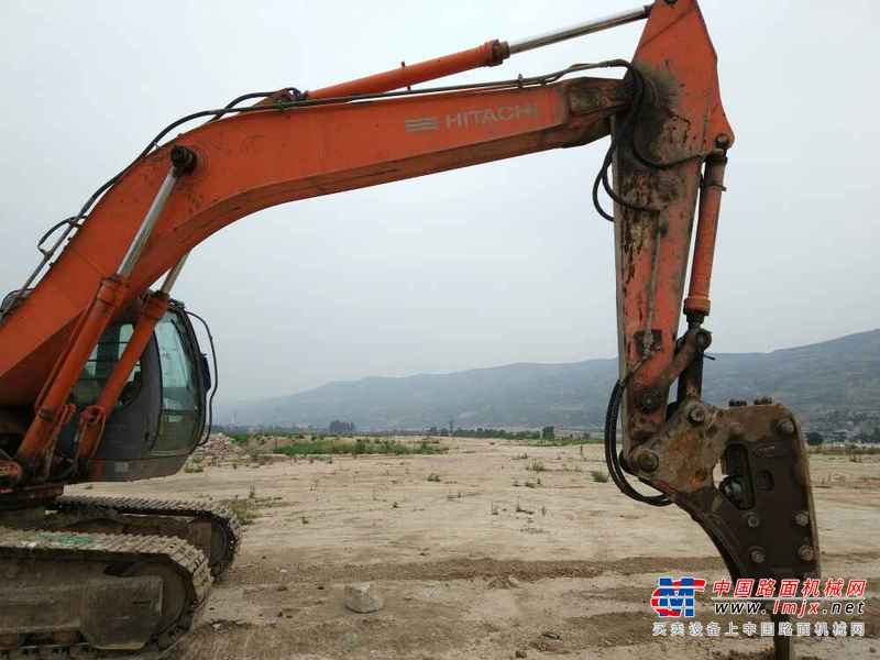 甘肃出售转让二手6000小时2009年日立ZX230挖掘机