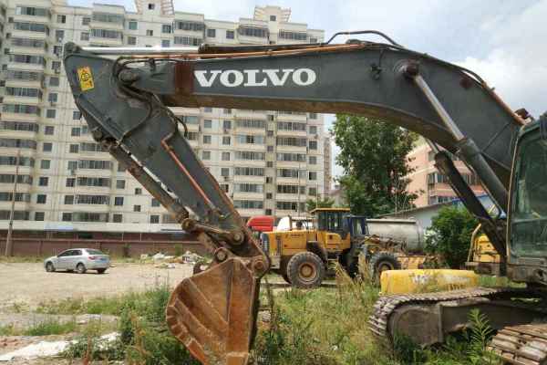 甘肃出售转让二手15000小时2008年沃尔沃EC290BLC挖掘机