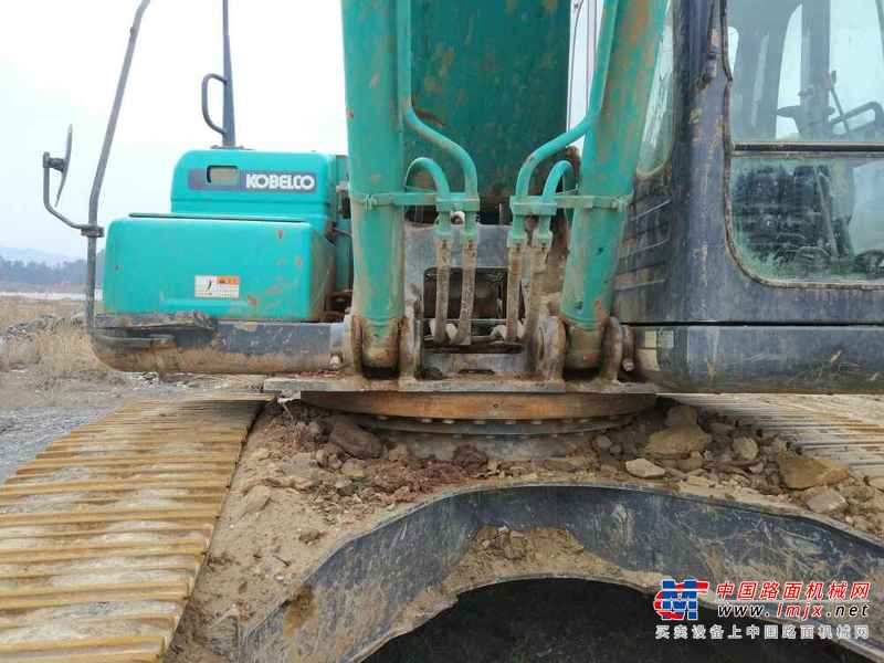湖北出售转让二手3000小时2012年神钢SK350LC挖掘机