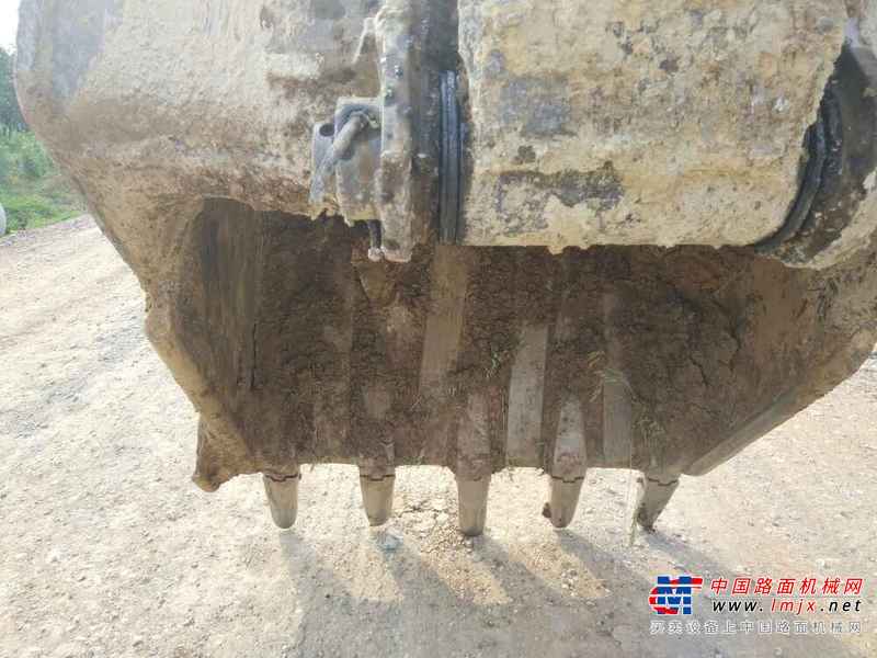湖北出售转让二手8700小时2011年斗山DH225LC挖掘机