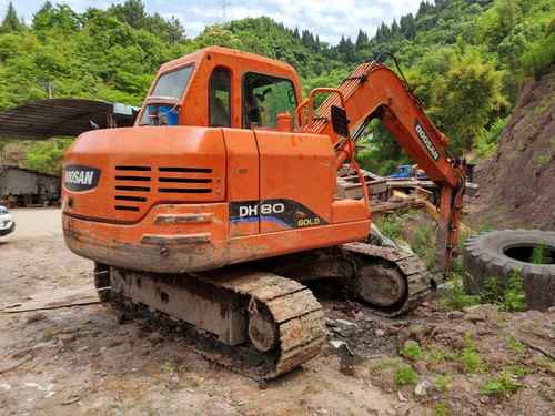四川出售转让二手7000小时2010年斗山DH80GOLD挖掘机