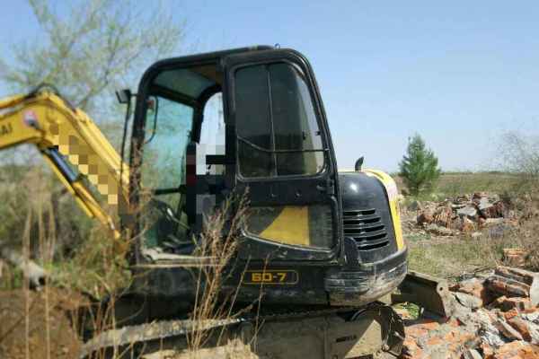 吉林出售转让二手11081小时2008年现代R60挖掘机