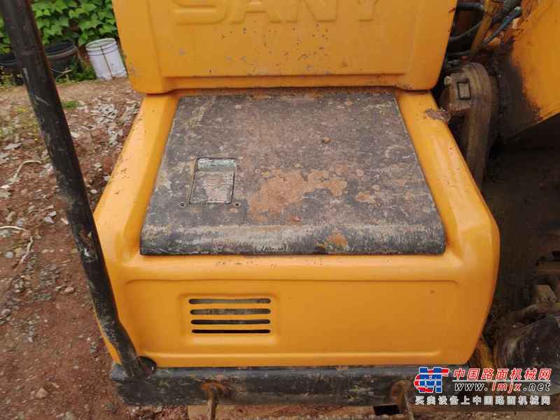 四川出售转让二手3500小时2014年三一重工SY135C挖掘机