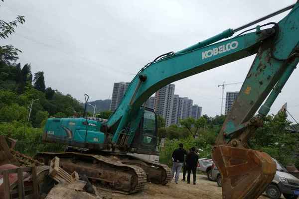 湖北出售转让二手7000小时2011年神钢SK250挖掘机