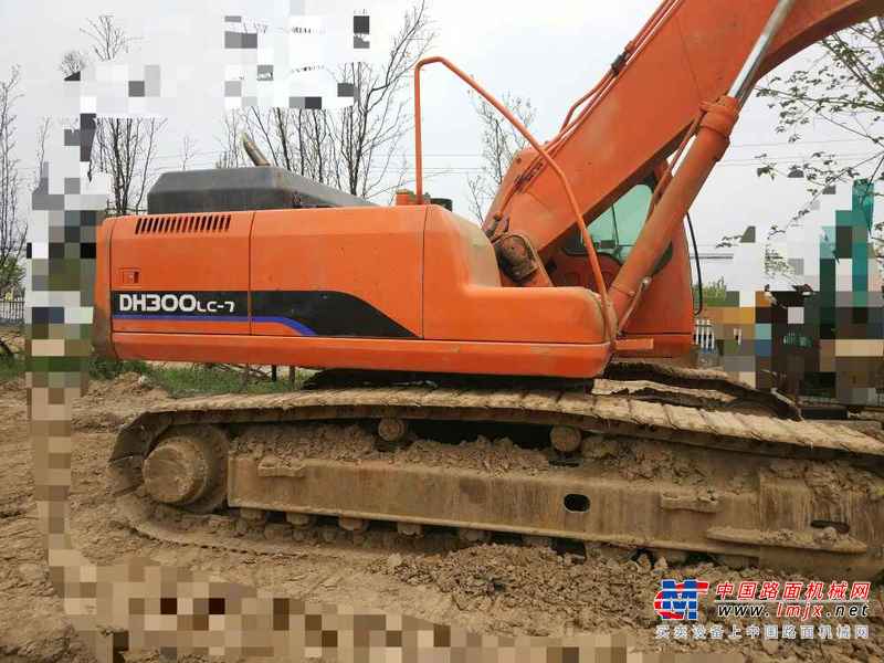 山西出售转让二手6500小时2011年斗山DH300LC挖掘机