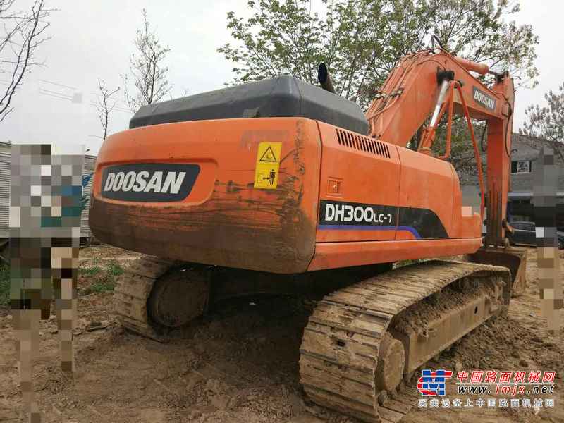 山西出售转让二手6500小时2011年斗山DH300LC挖掘机