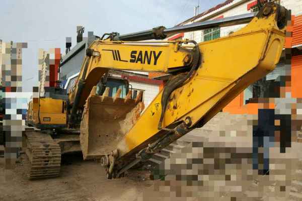 山西出售转让二手4600小时2011年三一重工SY235C挖掘机