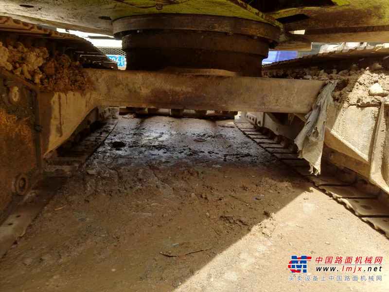 四川出售转让二手15000小时2003年现代R60挖掘机