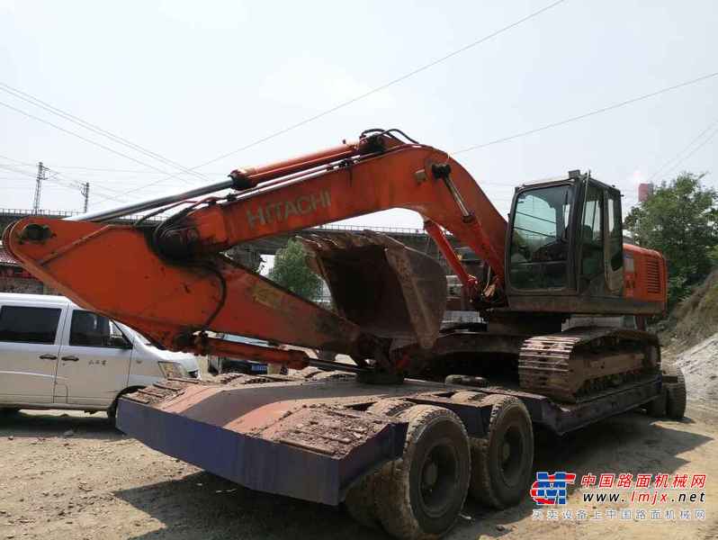 山西出售转让二手6000小时2010年日立ZX240挖掘机