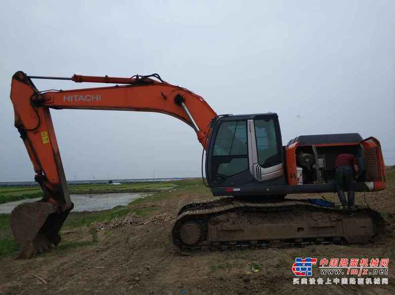 黑龙江出售转让二手15804小时2007年日立ZX270挖掘机