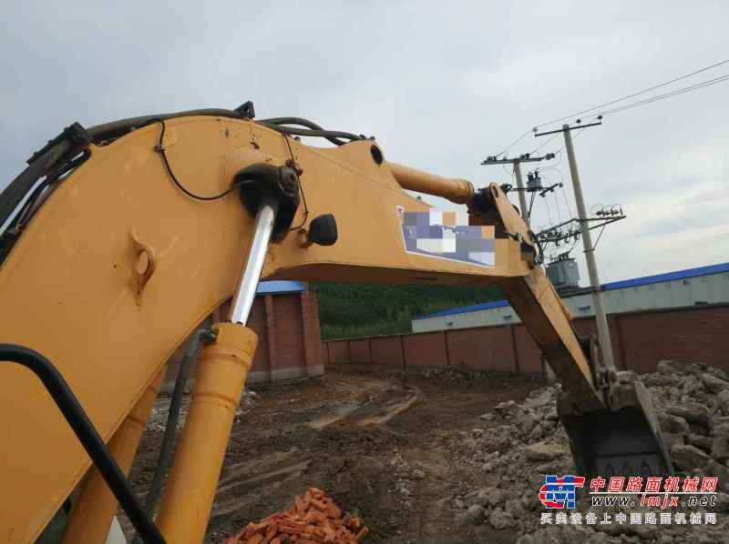 黑龙江出售转让二手12580小时2008年利勃海尔R914挖掘机