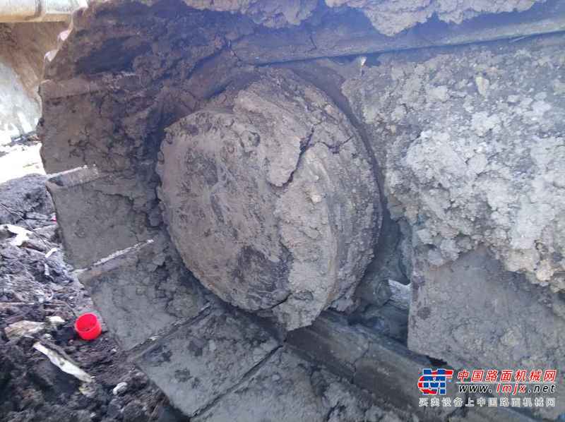 黑龙江出售转让二手14582小时2007年斗山DH225LC挖掘机