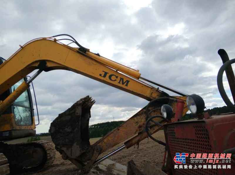 黑龙江出售转让二手5123小时2011年山重建机JCM907D挖掘机