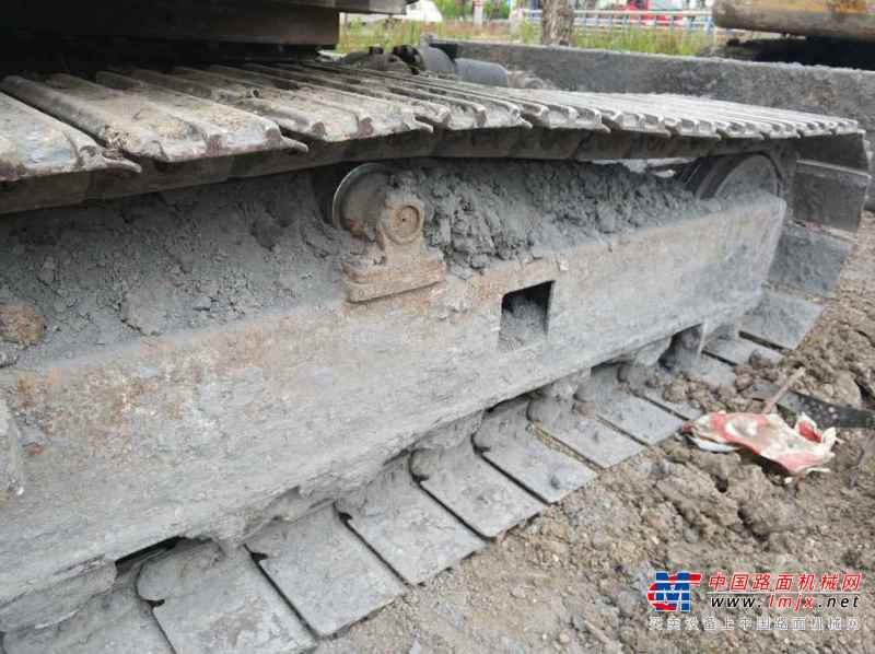 黑龙江出售转让二手3400小时2013年卡特重工CT85挖掘机