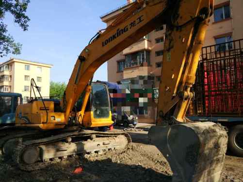 黑龙江出售转让二手9500小时2010年龙工LG6235挖掘机