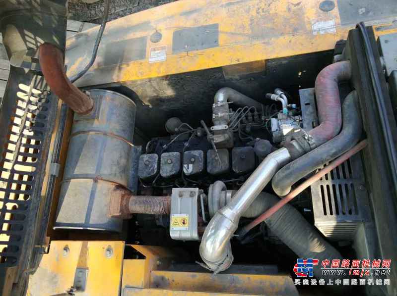 黑龙江出售转让二手9500小时2010年龙工LG6235挖掘机
