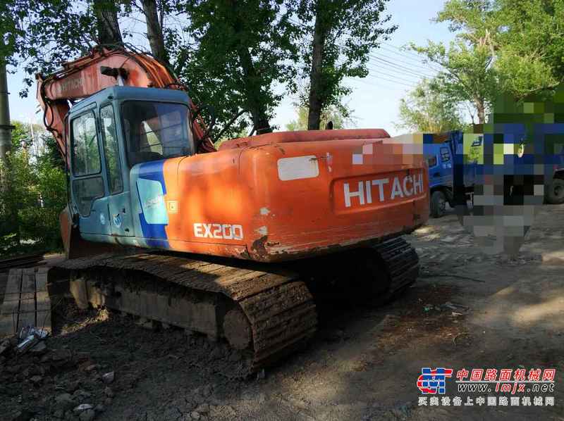 黑龙江出售转让二手15000小时2003年日立EX200挖掘机