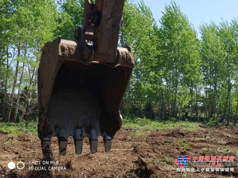 黑龙江出售转让二手22000小时2003年日立EX200挖掘机