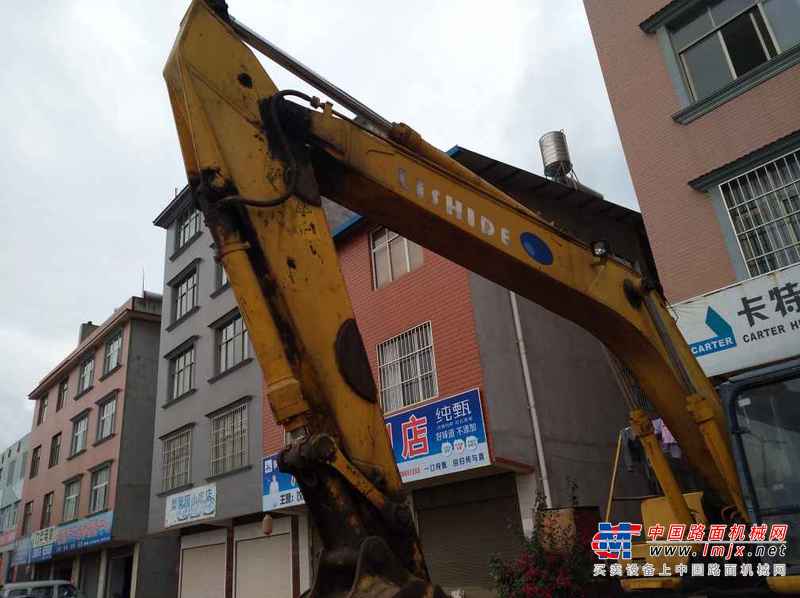 云南出售转让二手4000小时2006年力士德SC220挖掘机