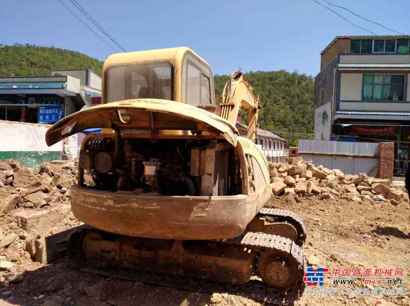 云南出售转让二手10000小时2011年玉柴YC60挖掘机
