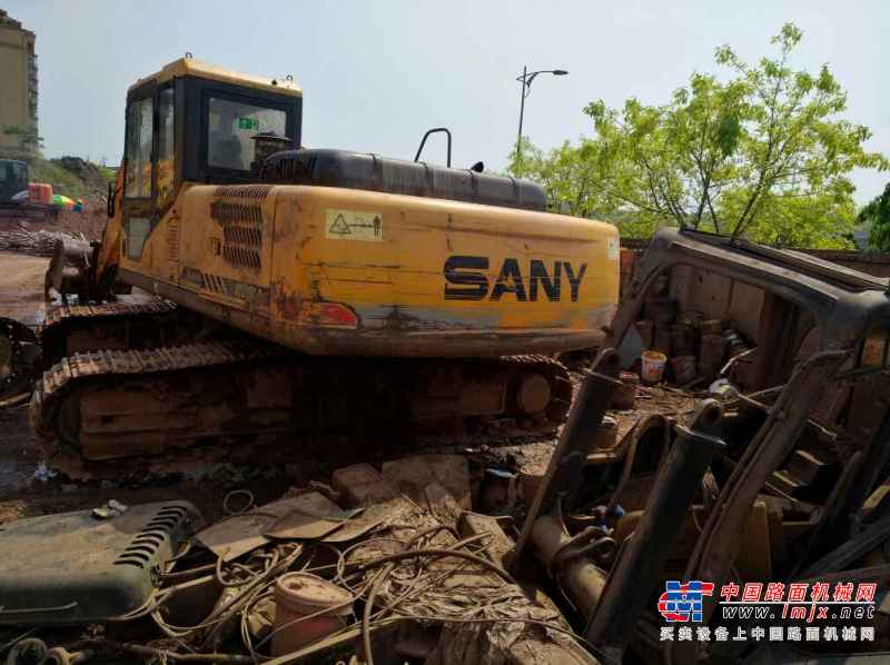 四川出售转让二手7000小时2012年三一重工SY235C挖掘机