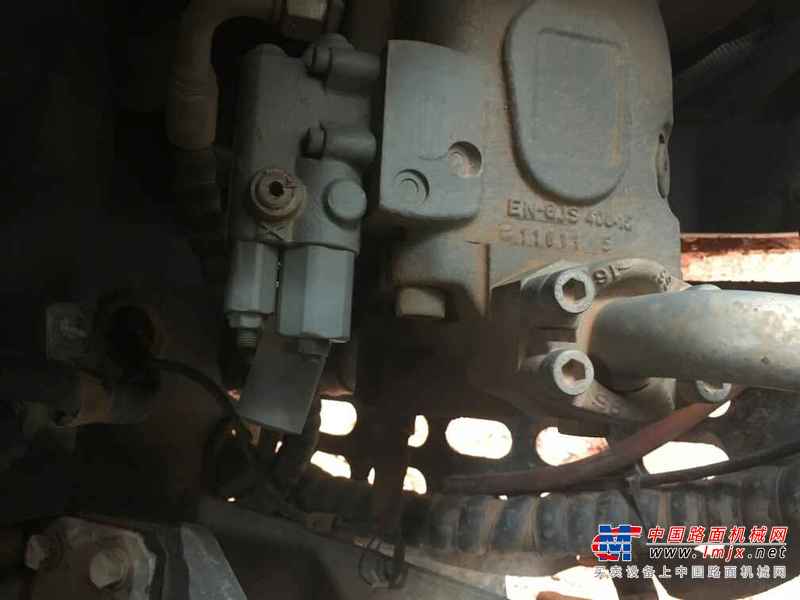 湖北出售转让二手7000小时2013年柳工906D挖掘机