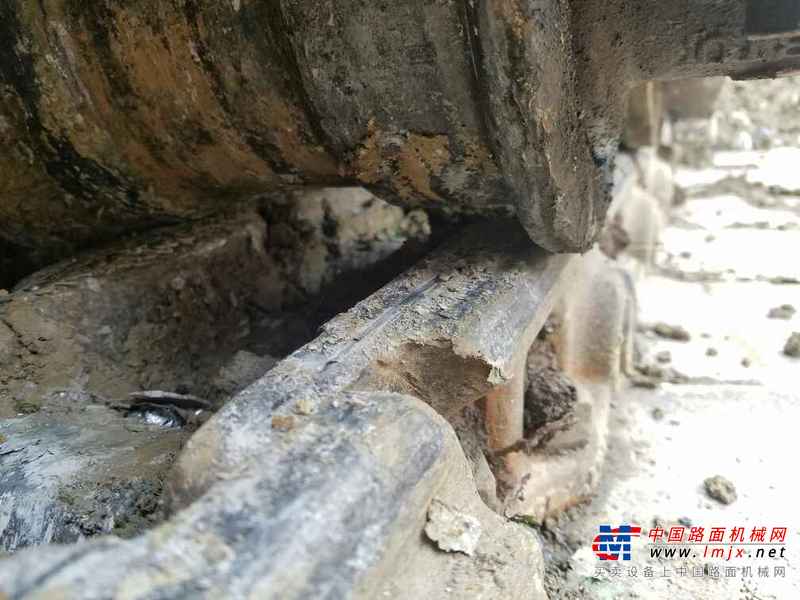 贵州出售转让二手8000小时2010年斗山DH220挖掘机
