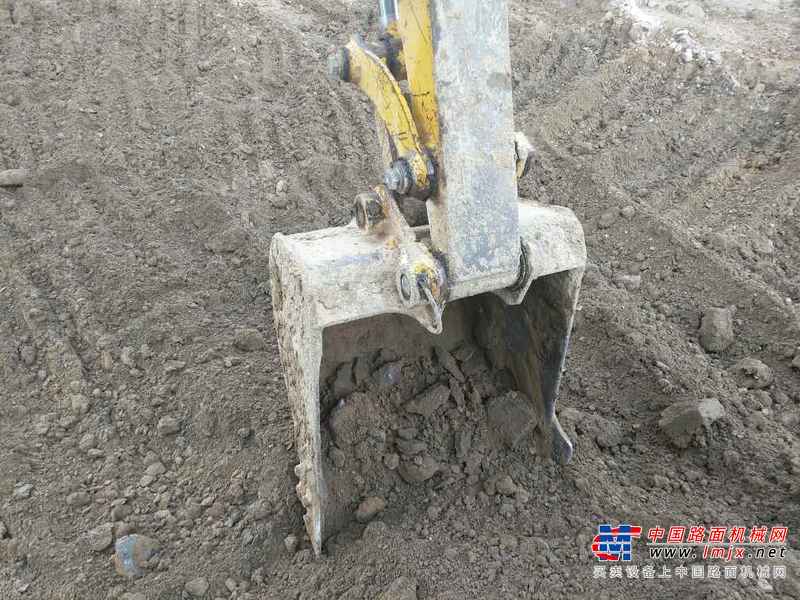 河南出售转让二手2883小时2014年小松PC56挖掘机