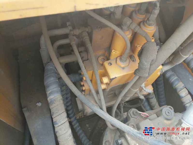河南出售转让二手3960小时2012年现代R215挖掘机