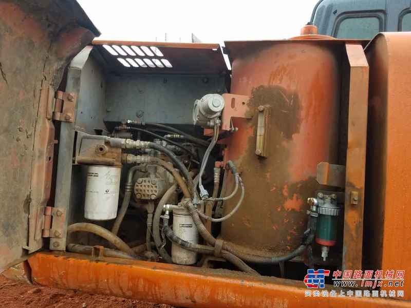 云南出售转让二手7580小时2010年日立EX120挖掘机