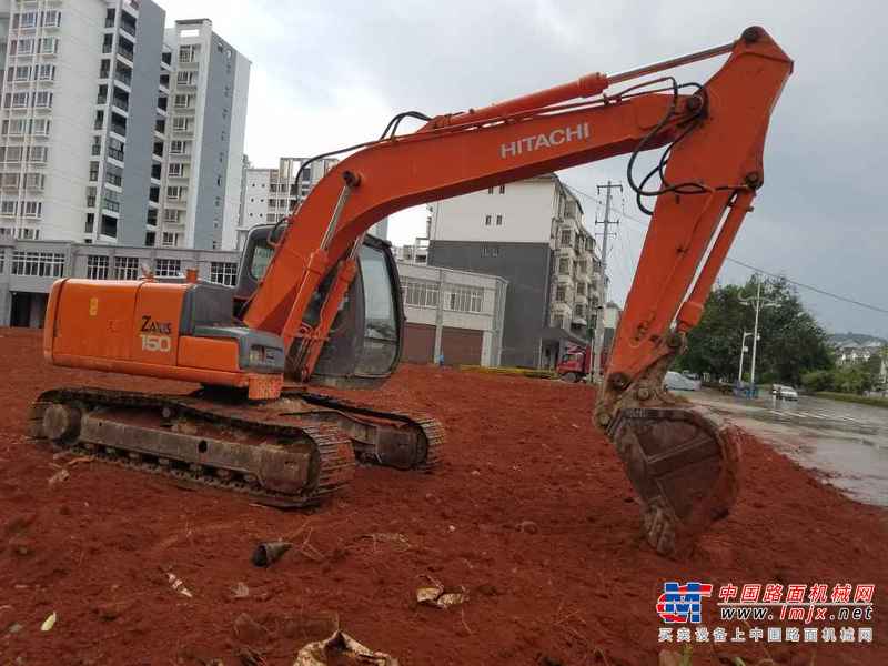 云南出售转让二手7580小时2010年日立EX120挖掘机