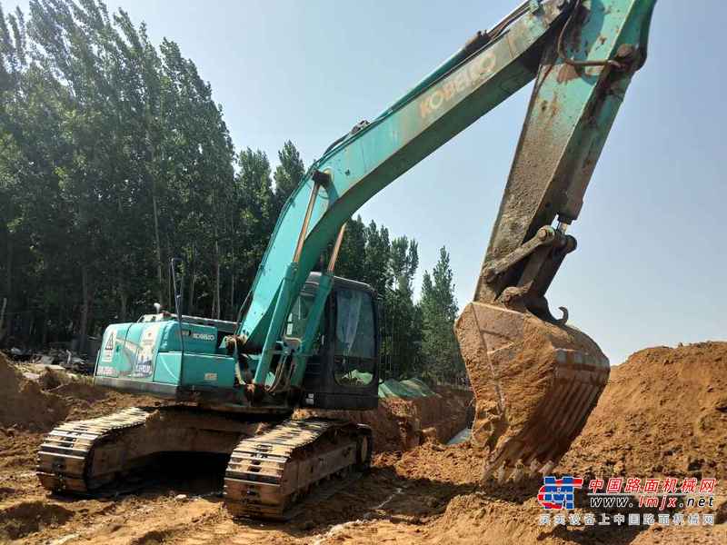 河南出售转让二手10987小时2008年神钢SK210LC挖掘机