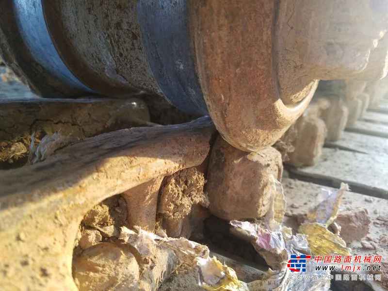 贵州出售转让二手6800小时2009年柳工205C挖掘机