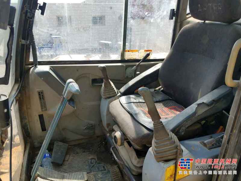 河北出售转让二手8750小时2010年卡特重工CT60挖掘机