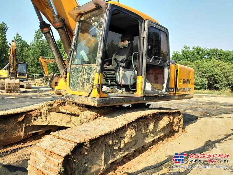 河南出售转让二手5800小时2010年三一重工SY215C挖掘机