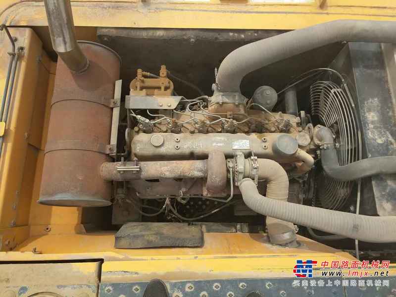 河南出售转让二手4800小时2011年现代R215挖掘机