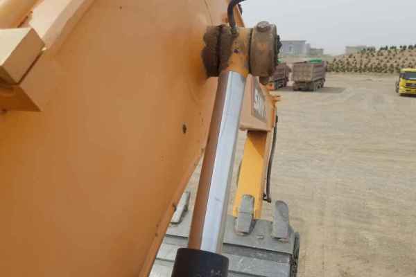 内蒙古出售转让二手4500小时2014年三一重工SY135C挖掘机
