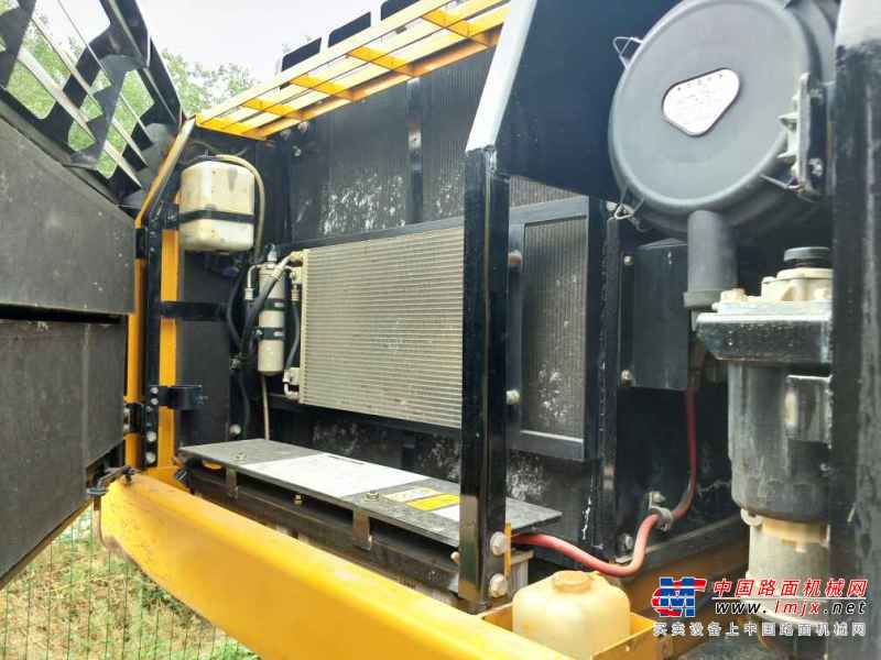 河南出售转让二手6500小时2011年加藤HD820V挖掘机