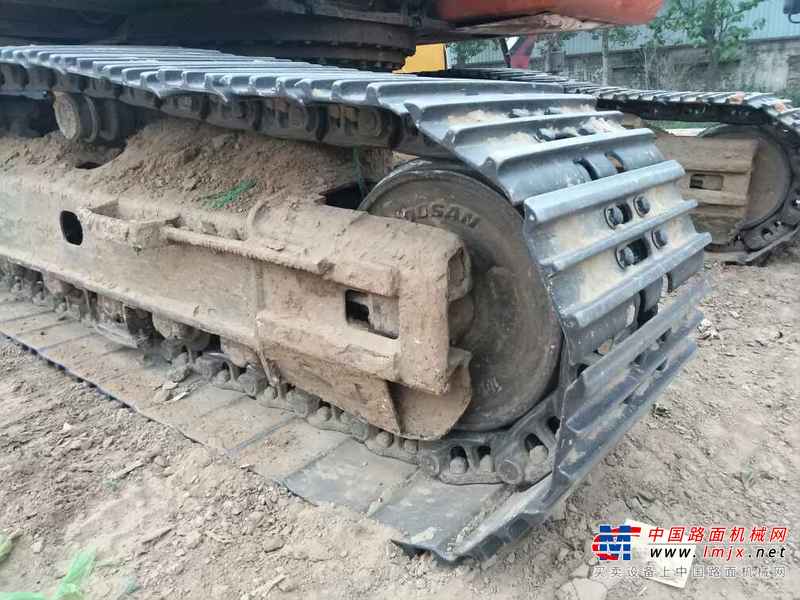 河南出售转让二手6500小时2009年斗山DH220LC挖掘机