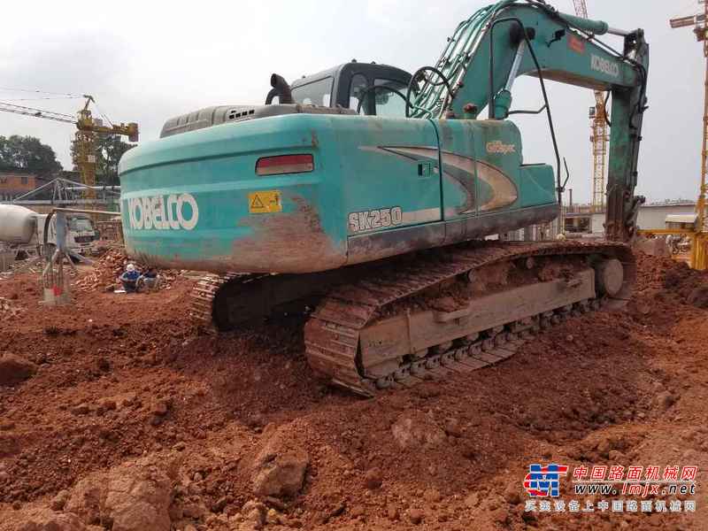 云南出售转让二手10010小时2008年神钢SK250挖掘机