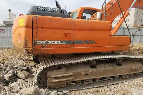 内蒙古出售转让二手6500小时2011年斗山DX300LC挖掘机