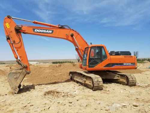 内蒙古出售转让二手9500小时2010年斗山SL258LC挖掘机