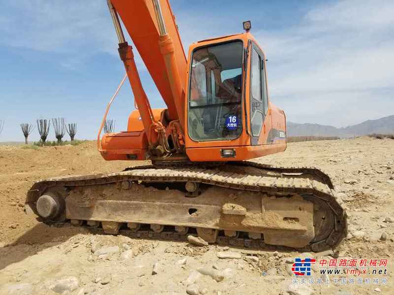 内蒙古出售转让二手9500小时2010年斗山SL258LC挖掘机