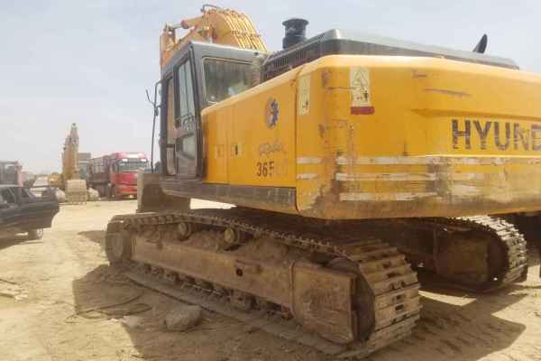 甘肃出售转让二手7000小时2009年现代R335LC挖掘机