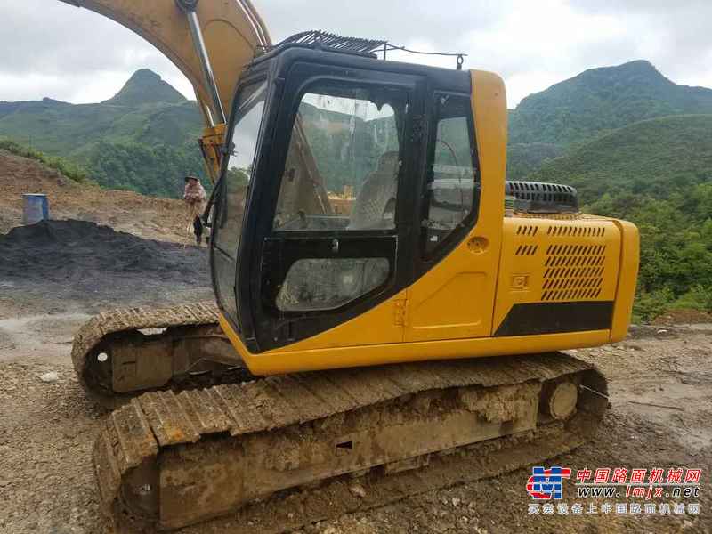 贵州出售转让二手10520小时2010年柳工CLG915C挖掘机