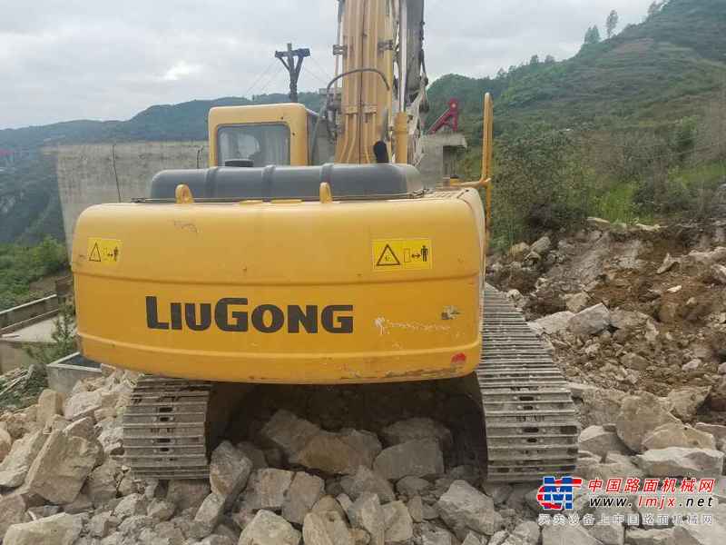 贵州出售转让二手5173小时2013年柳工CLG925D挖掘机