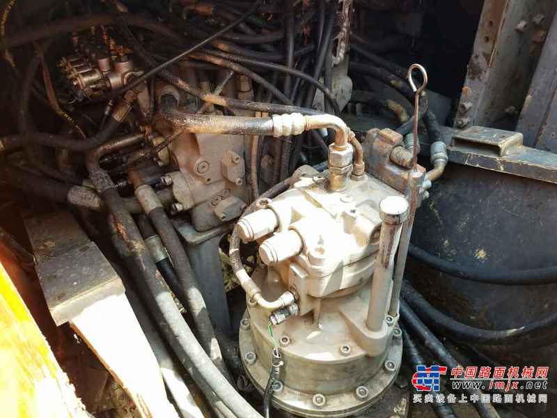 江西出售转让二手6500小时2012年日立ZX200挖掘机