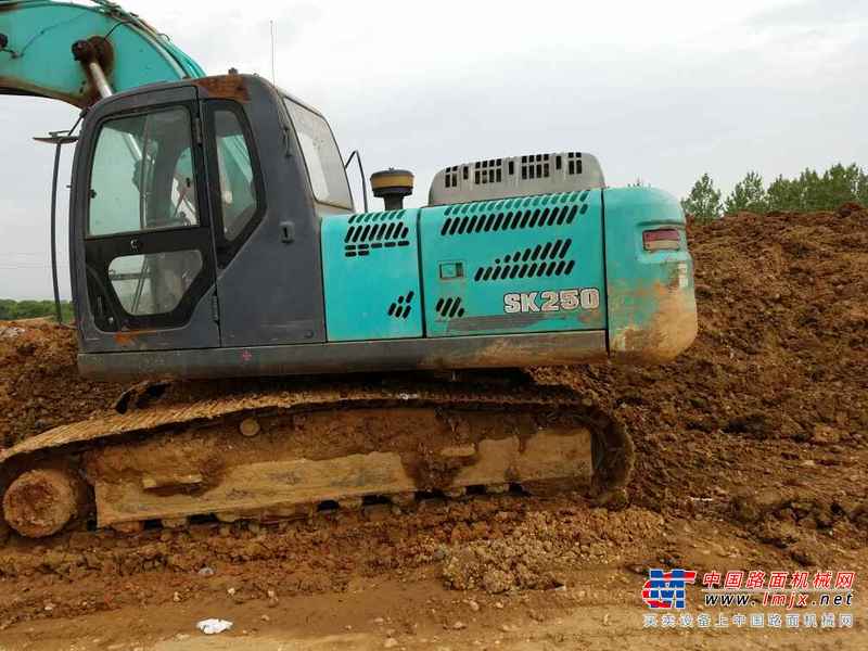 江西出售转让二手8100小时2010年神钢SK250挖掘机